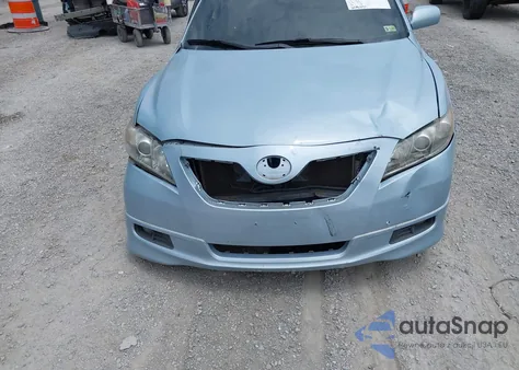 2007 Toyota Camry Se V6 z USA, uszkodzony, nr VIN 4T1BK46K97U556745